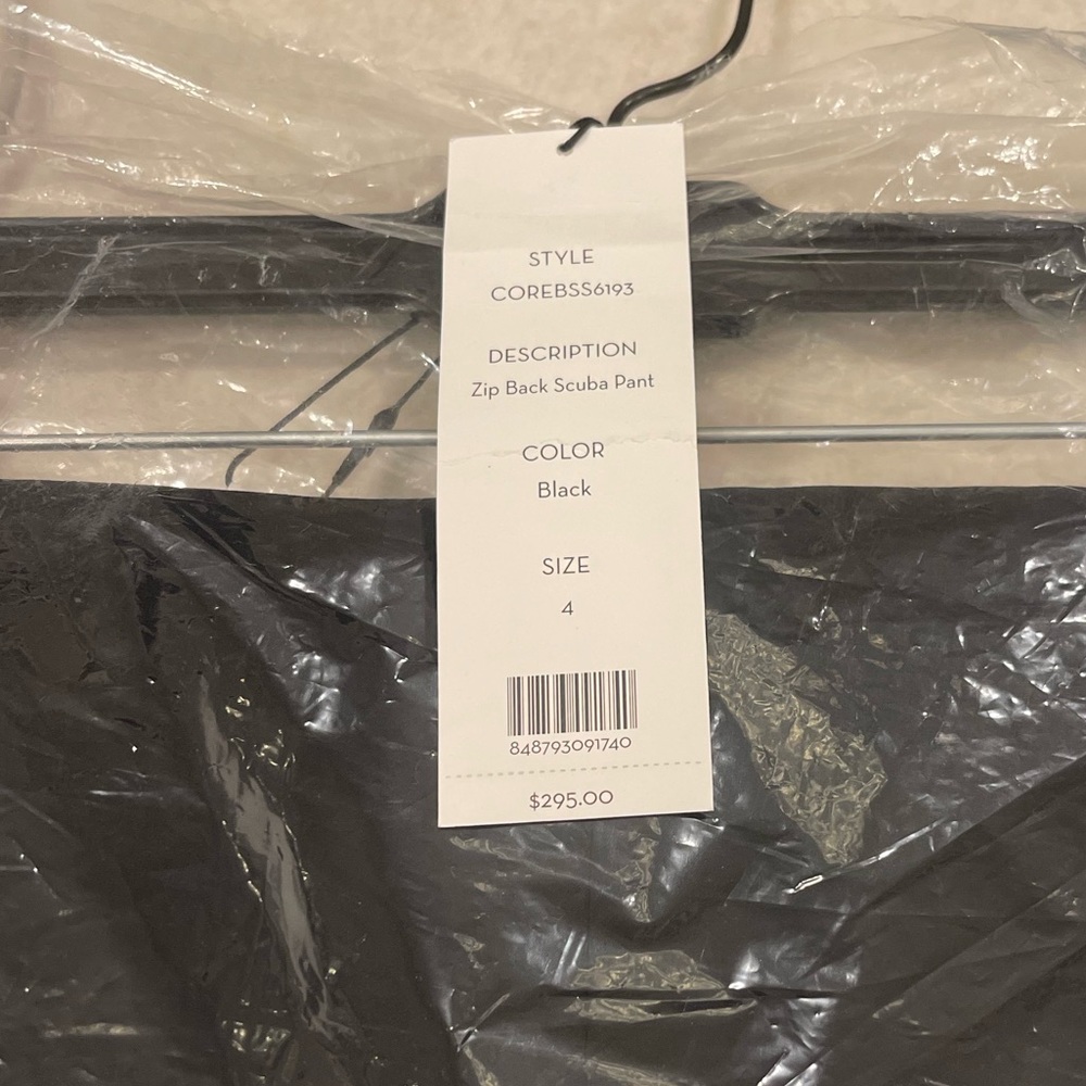 Veronica Beard Zip Back Scuba pant